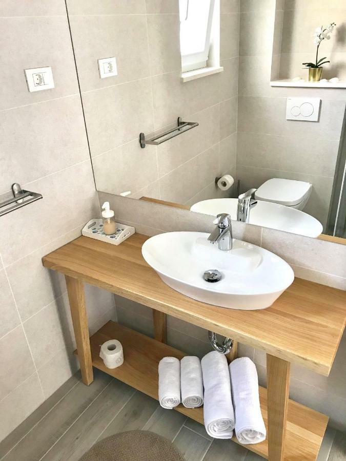 Cocoville Beach House- Makarska Apartamento Exterior foto