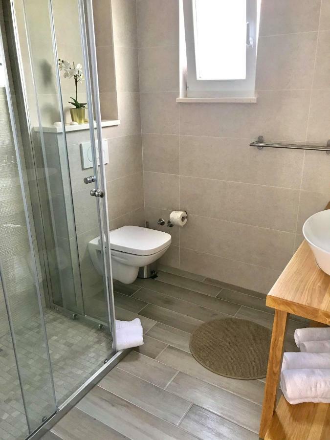 Cocoville Beach House- Makarska Apartamento Exterior foto